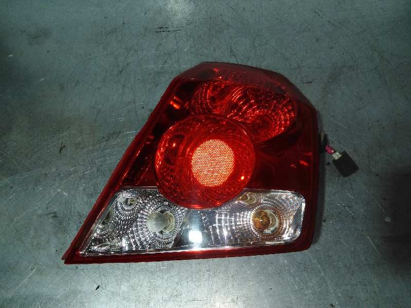 Recambio de piloto trasero derecho para chevrolet kalos 1.2 s (d/a) referencia OEM IAM S/R  