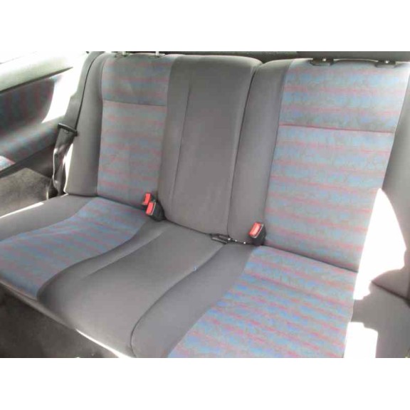 volkswagen polo berlina (6n1) del año 1996