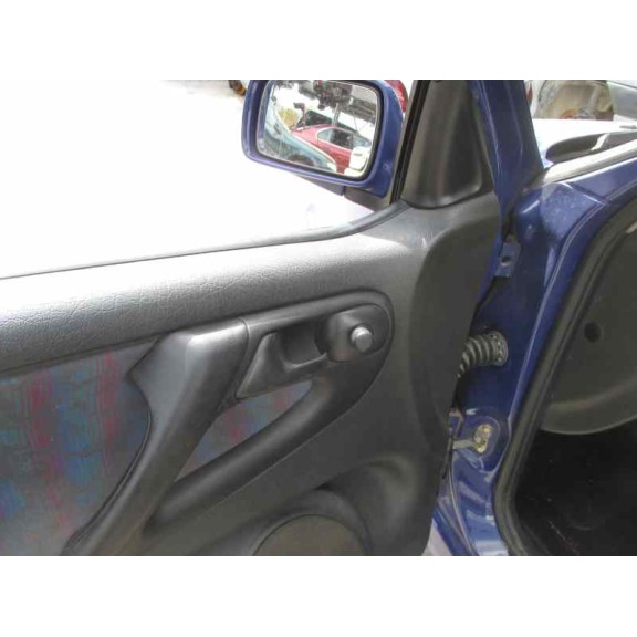 volkswagen polo berlina (6n1) del año 1996