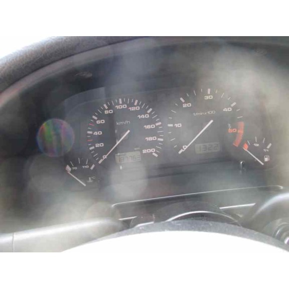 volkswagen polo berlina (6n1) del año 1996