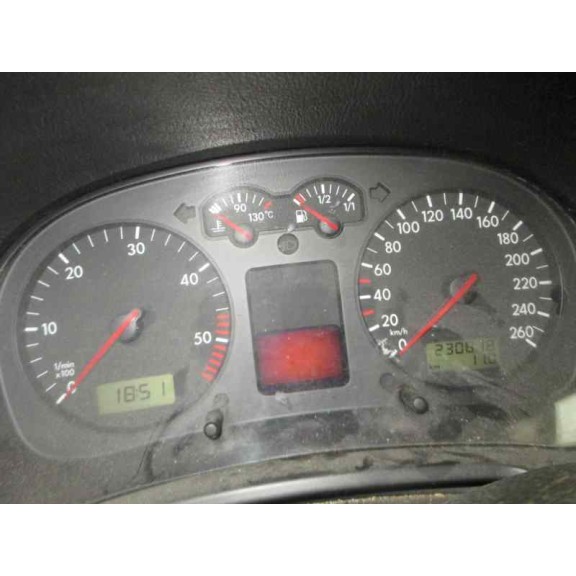 volkswagen golf iv berlina (1j1) del año 2001