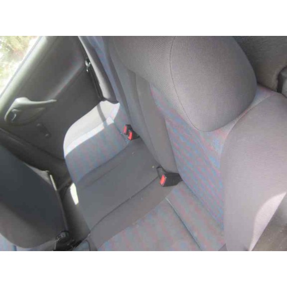 volkswagen polo berlina (6n1) del año 1999