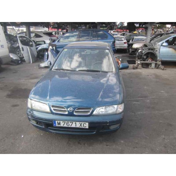 nissan primera berlina (p11) del año 1999
