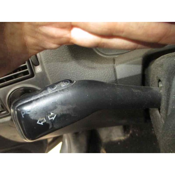 volkswagen golf iv berlina (1j1) del año 2001