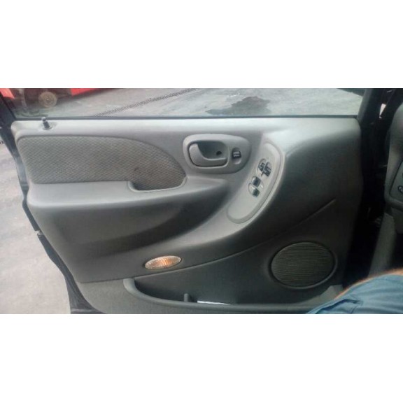 chrysler voyager (rg) del año 2006