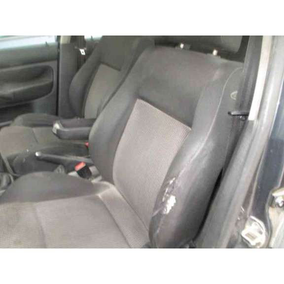 volkswagen golf iv berlina (1j1) del año 2001