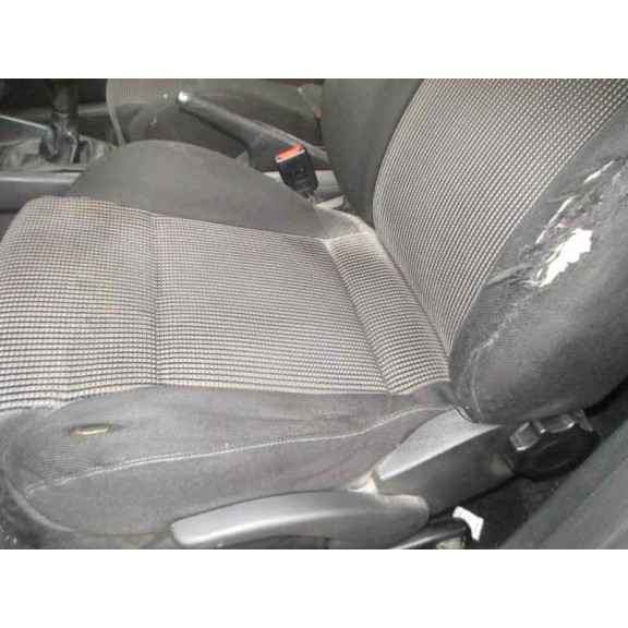 volkswagen golf iv berlina (1j1) del año 2001