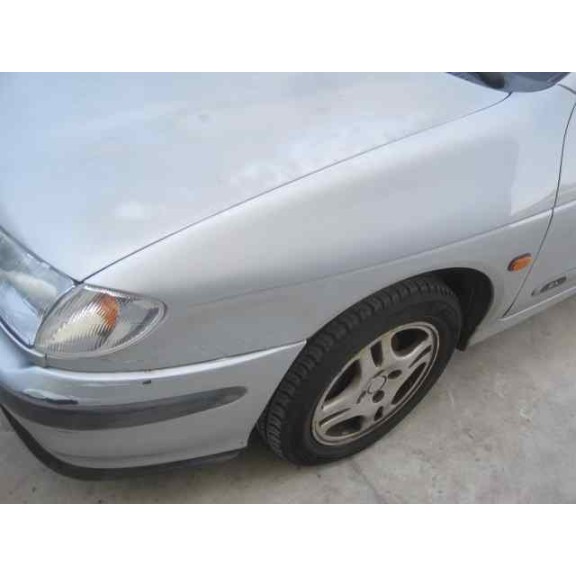 renault megane i berlina hatchback (ba0) del año 1996