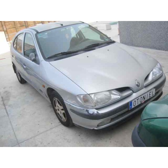 renault megane i berlina hatchback (ba0) del año 1996