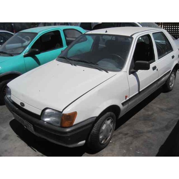 ford fiesta berl./courier del año 1989