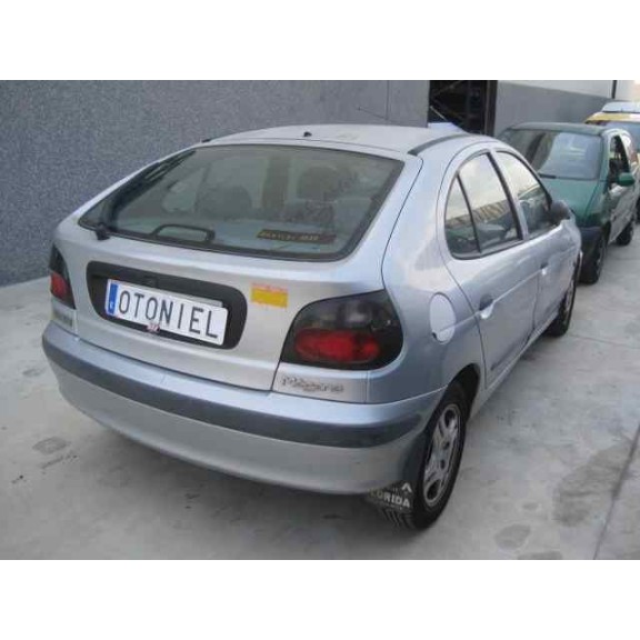 renault megane i berlina hatchback (ba0) del año 1996