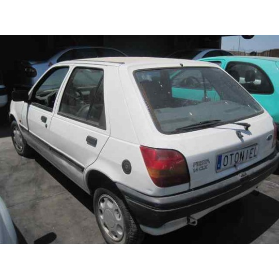 ford fiesta berl./courier del año 1989