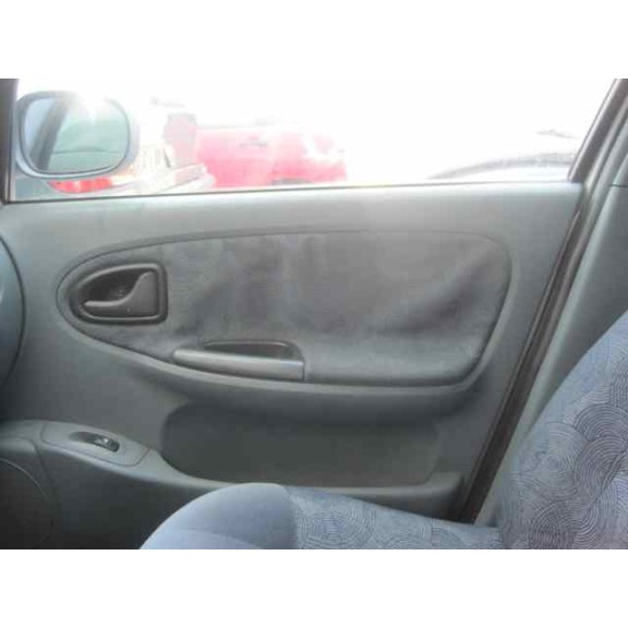 renault megane i berlina hatchback (ba0) del año 1996