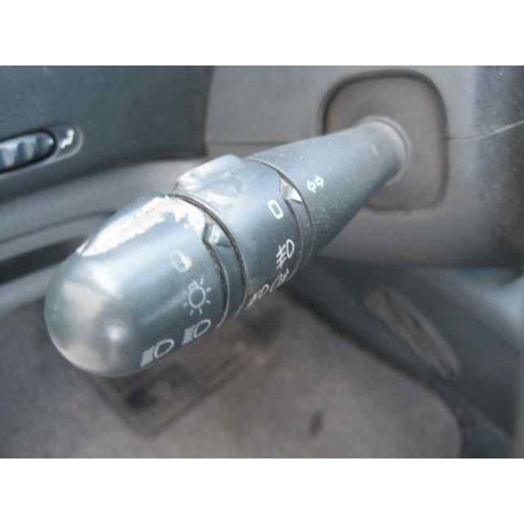 renault megane i berlina hatchback (ba0) del año 1996