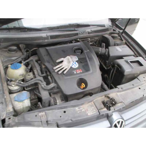 volkswagen golf iv berlina (1j1) del año 2001