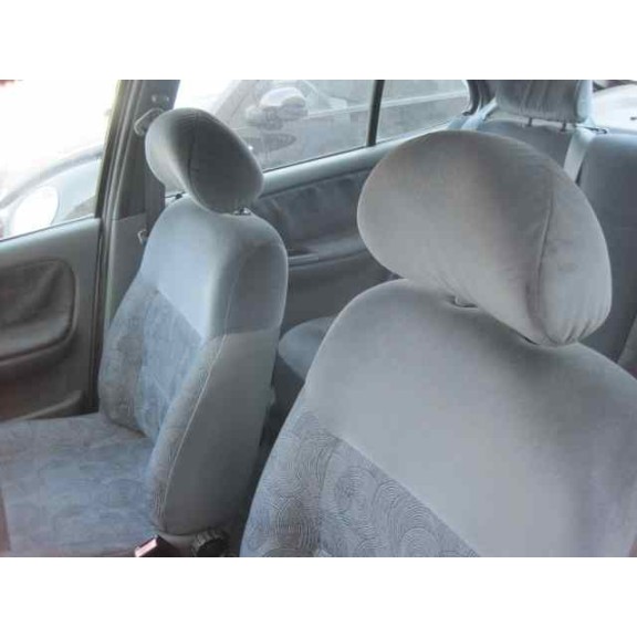 renault megane i berlina hatchback (ba0) del año 1996