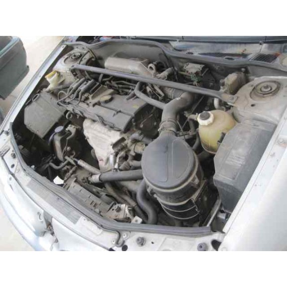 renault megane i berlina hatchback (ba0) del año 1996