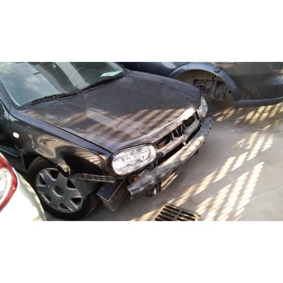 volkswagen golf iv berlina (1j1) del año 2000