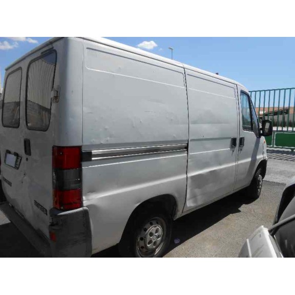 peugeot boxer caja cerrada (rs2850)(230)(´02) del año 2000