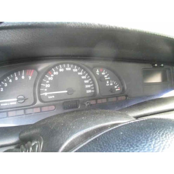 opel vectra b berlina del año 1999