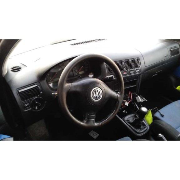 volkswagen golf iv berlina (1j1) del año 2000