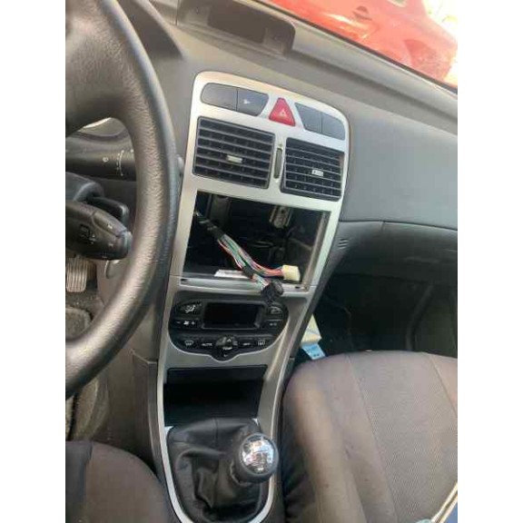 peugeot 307 (s1) del año 2004