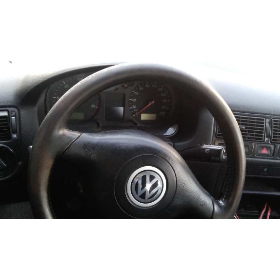 volkswagen golf iv berlina (1j1) del año 2000
