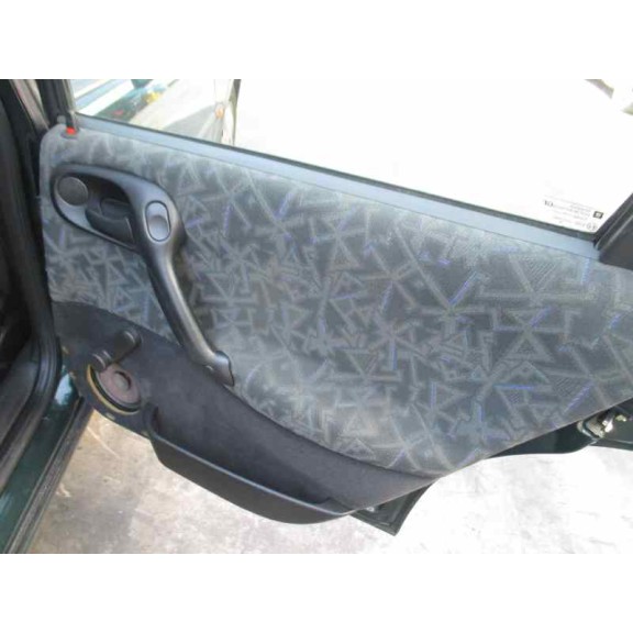 opel vectra b berlina del año 1999