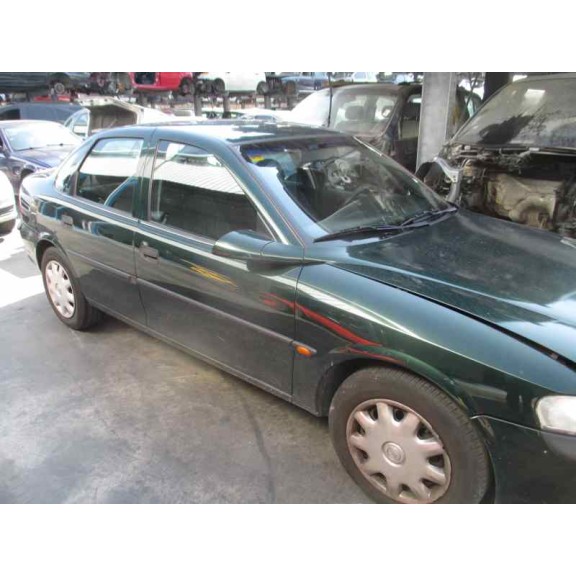 opel vectra b berlina del año 1999