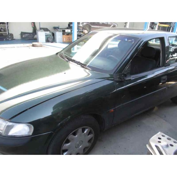 opel vectra b berlina del año 1999