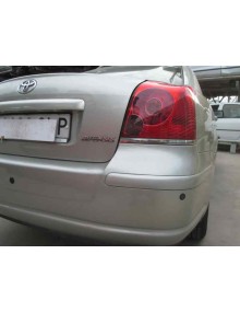 toyota avensis berlina (t25) del año 2003 2