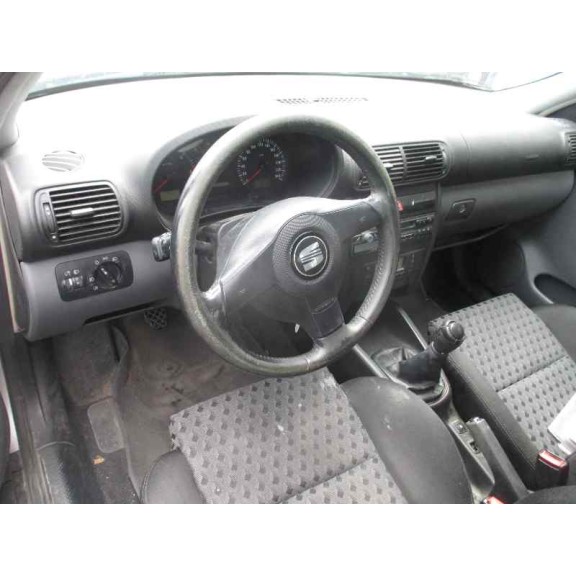 seat leon (1m1) del año 2000