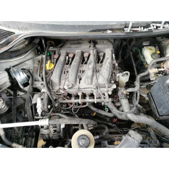 renault scenic (ja..) del año 2002