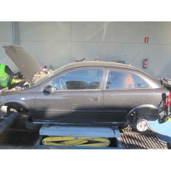 opel astra g berlina del año 2001