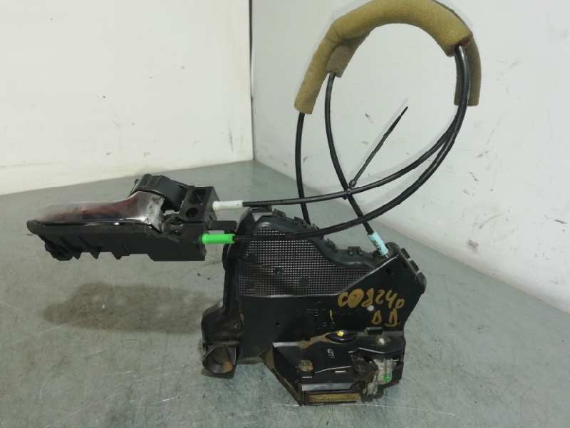 Recambio de cerradura puerta delantera derecha para toyota corolla (e12) 2.0 d-4d sol berlina referencia OEM IAM  5 PTAS 2 PIN