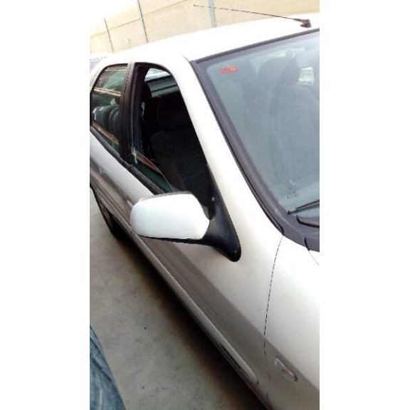 citroën xsara berlina del año 1999