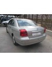 toyota avensis berlina (t25) del año 2003