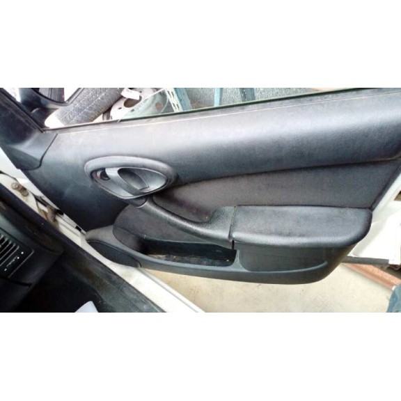 citroën xsara berlina del año 1999