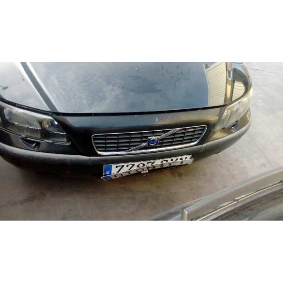 volvo s60 berlina del año 2000