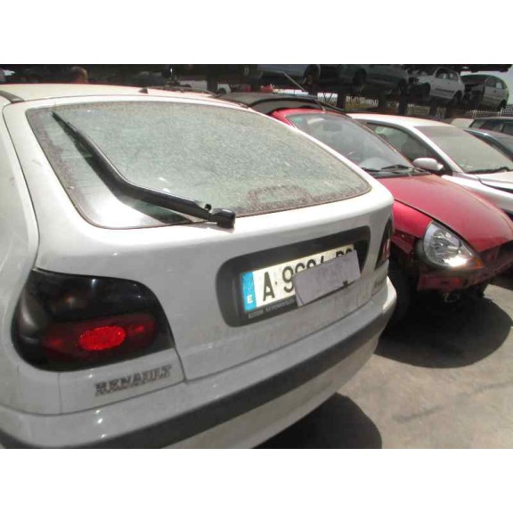 renault megane i berlina hatchback (ba0) del año 1998