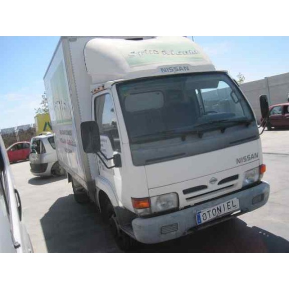 nissan cabstar del año 1999