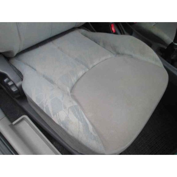 nissan almera (n16/e) del año 2000