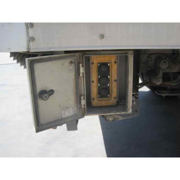 nissan cabstar del año 1999