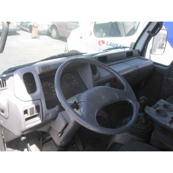 nissan cabstar del año 1999