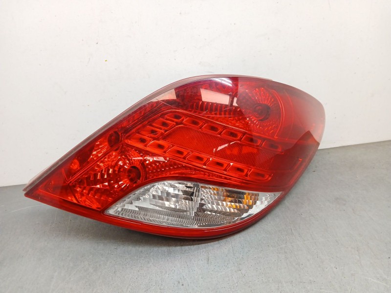 Recambio de piloto trasero derecho para peugeot 207 furgoneta/hatchback (wa_, wc_) 1.6 hdi referencia OEM IAM 9686565980  