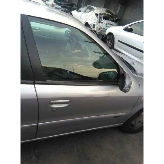 citroën xsara berlina del año 2000