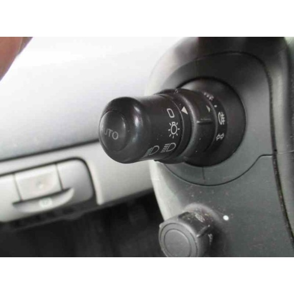 renault scenic ii del año 2007