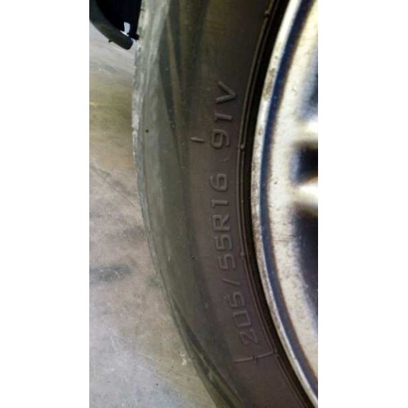 volvo s60 berlina del año 2000