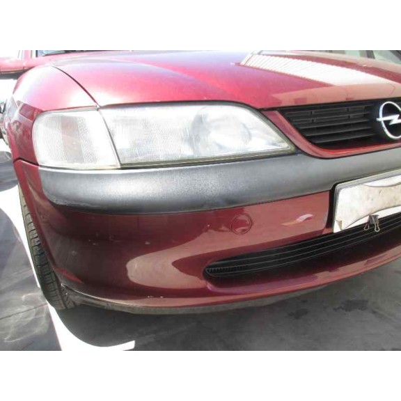 opel vectra b berlina del año 1996