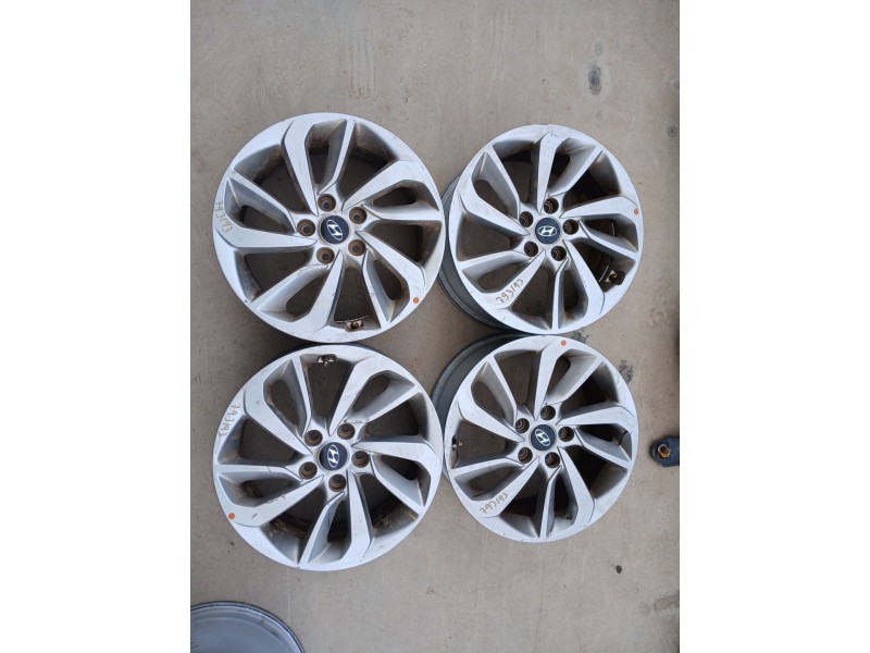 Recambio de juego llantas para hyundai tucson 25 aniversario 4x2 referencia OEM IAM 7JX17H2 ET51 X4 6855106